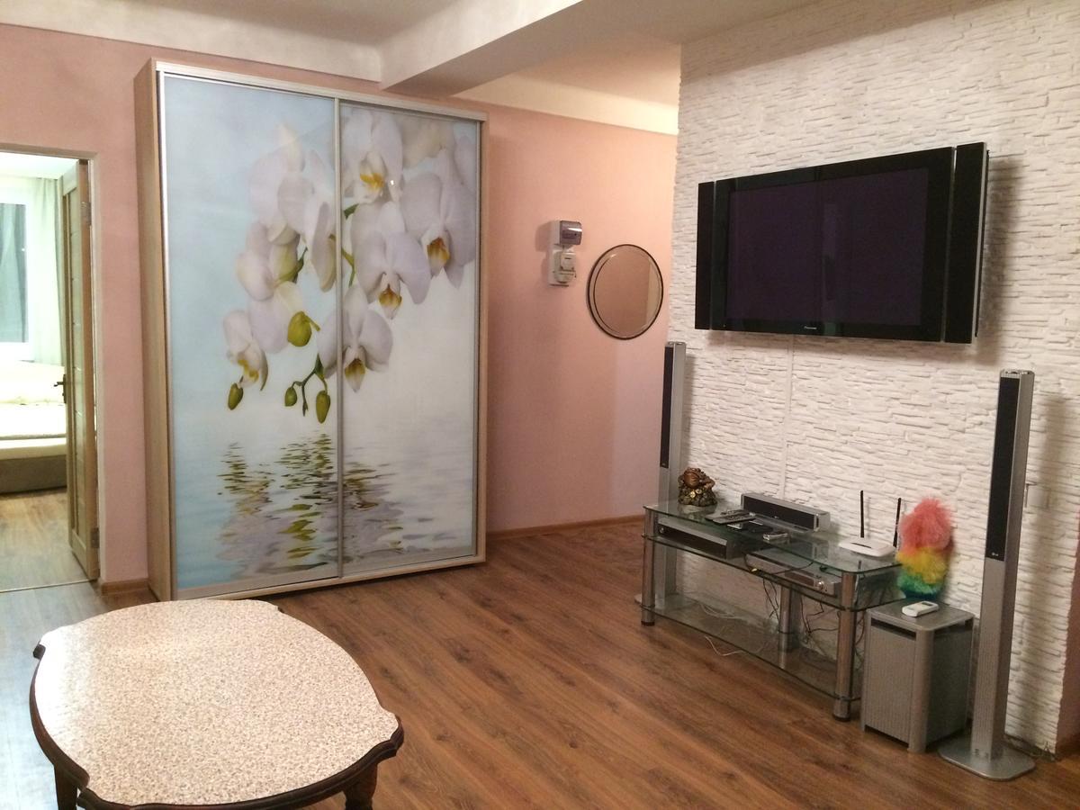 Apartments Печерск Kiev Bagian luar foto